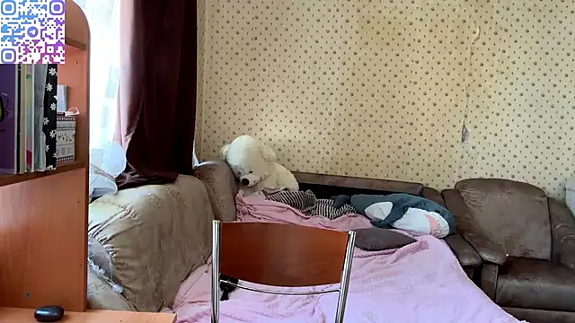 Snapshot of Babysmall_girl chatting on February 11, 2026, 9:14 am Babysmall girl online show from February 11, 2026, 9:14 am