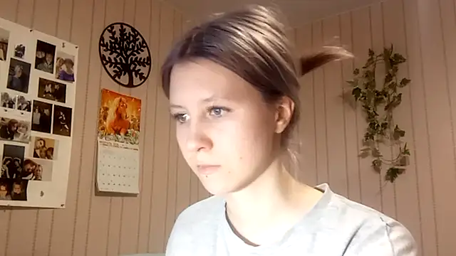 Snapshot of RunawayBr1de chatting on February 28, 2026, 3:24 pm RunawayBr1de online show from February 28, 2026, 3:24 pm