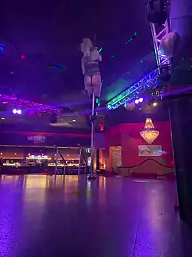 XXX2Freaks online show from March 12, 2026, 8:09 am