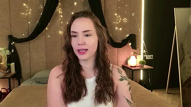 Arielle Vade online show from May 19, 2026, 5:25 am