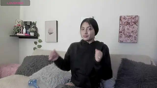 Snapshot of Alexaalove_1 chatting on February 21, 2026, 1:01 pm Alexaalove 1 online show from February 21, 2026, 1:01 pm