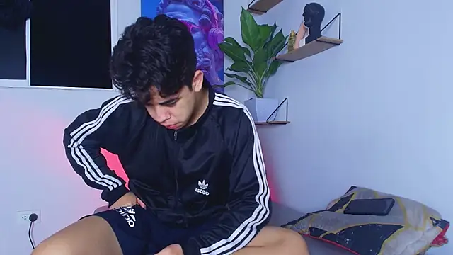 Gael moon  online show from February 26, 2026, 2:43 am