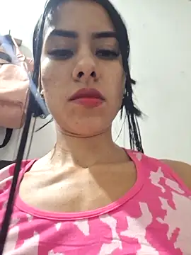 Alannys19 online show from February 26, 2026, 4:33 am