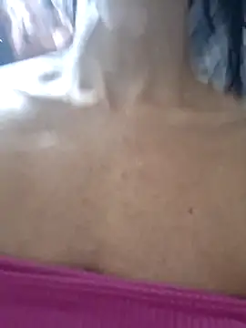 Alannys19 online show from February 28, 2026, 4:02 am