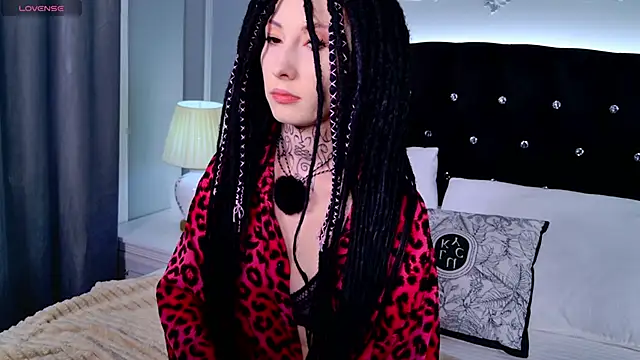 roxy morrison x online show from March 25, 2026, 5:41 pm