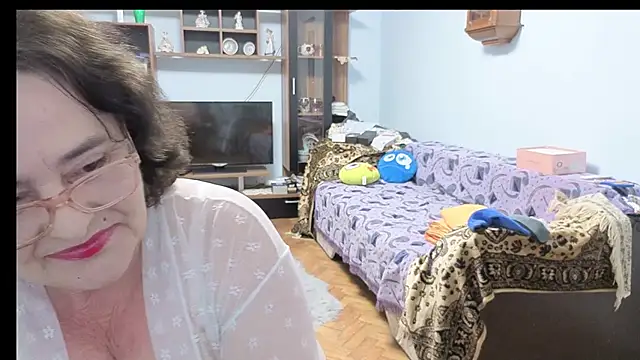 Snapshot of xMaryxAnne chatting on March 1, 2026, 5:15 pm xMaryxAnne online show from March 1, 2026, 5:15 pm