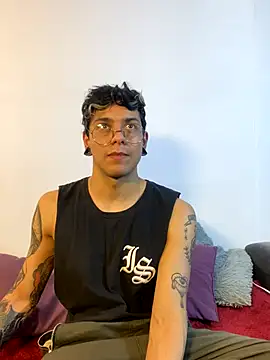 Snapshot of acid_timee chatting on October 24, 2025, 3:03 am acid timee online show from October 24, 2025, 3:03 am