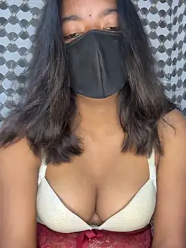 Snapshot of lovely_siaa chatting on February 21, 2026, 9:43 am lovely siaa online show from February 21, 2026, 9:43 am