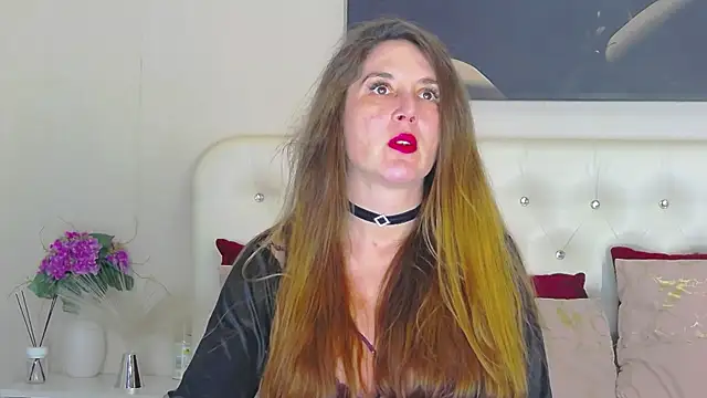 AzeliaHart online show from February 16, 2026, 12:07 am