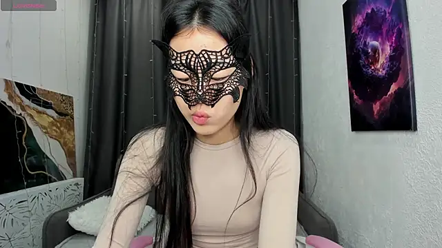 HelenBlazeTrt online show from April 16, 2026, 1:06 am