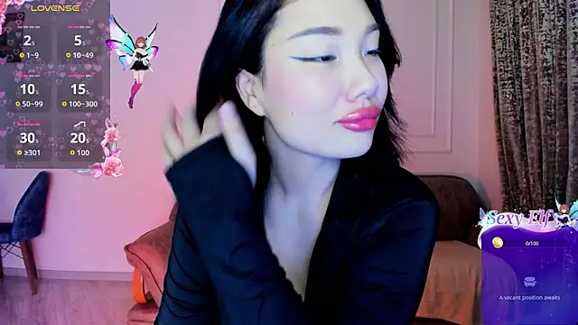 sexaxion lee online show from March 9, 2026, 8:35 pm