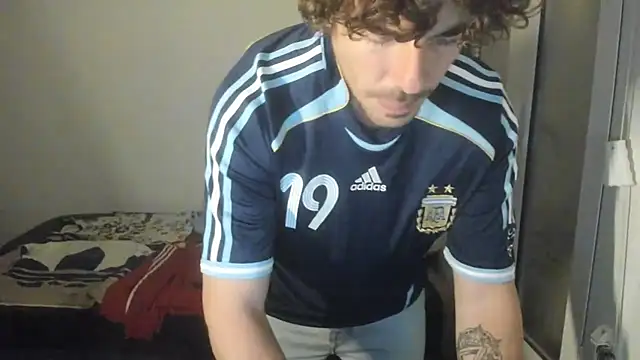 Snapshot of joaquin420_hot chatting on February 9, 2026, 10:14 pm joaquin420 hot online show from February 9, 2026, 10:14 pm