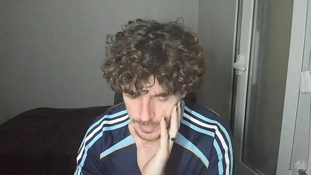 Snapshot of joaquin420_hot chatting on February 15, 2026, 10:39 pm joaquin420 hot online show from February 15, 2026, 10:39 pm