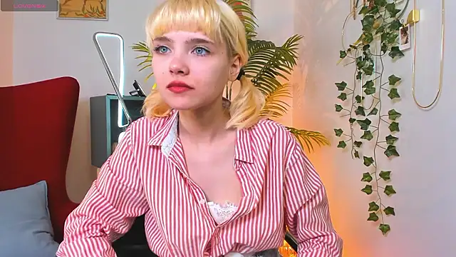 wow angel online show from March 13, 2026, 5:47 am