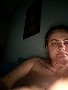Snapshot of Sony28v chatting on April 19, 2026, 6:10 pm Sony28v online show from April 19, 2026, 6:10 pm