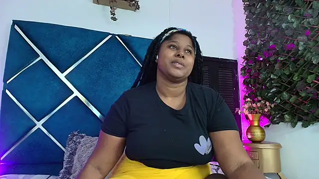 AlexaRousse4u online show from April 18, 2026, 2:59 am