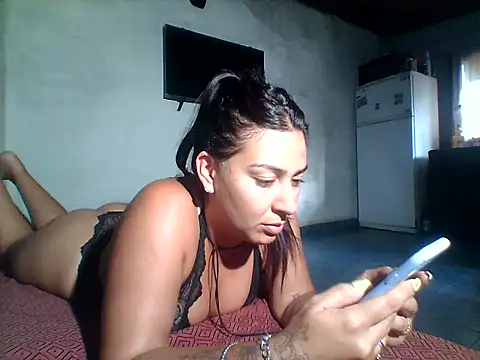 Snapshot of Micaela777 chatting on February 24, 2026, 6:28 pm Micaela777 online show from February 24, 2026, 6:28 pm