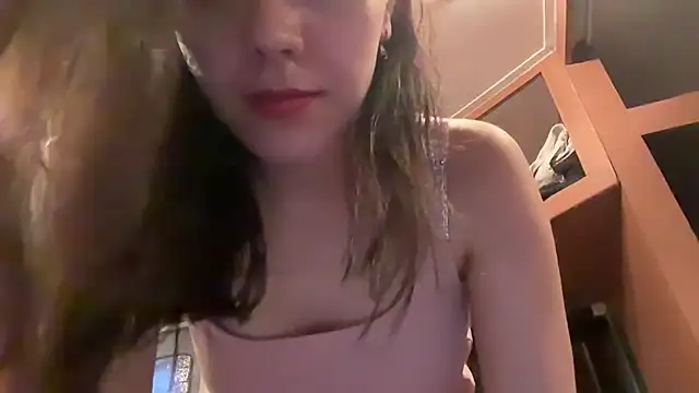 pussycat2325 online show from February 9, 2026, 8:35 pm