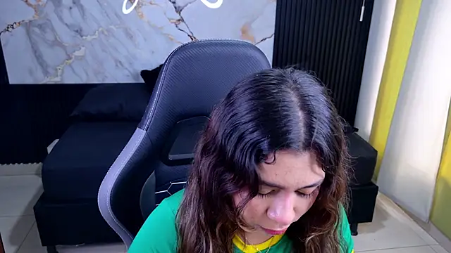 Sophie19   online show from February 22, 2026, 12:47 pm