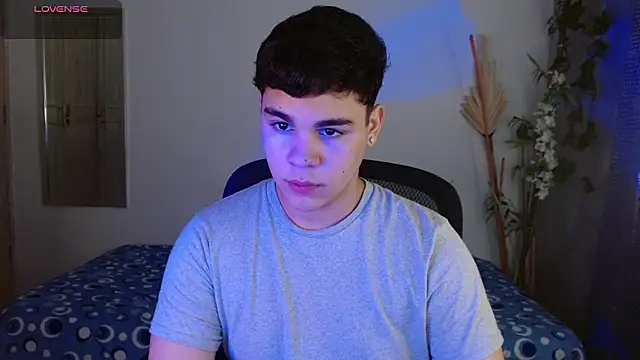 eithan jonnes online show from March 13, 2026, 7:53 pm