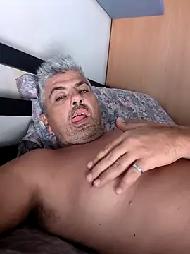 Snapshot of raysexy81 chatting on July 12, 2026, 3:36 pm raysexy81 online show from July 12, 2026, 3:36 pm