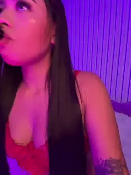 valerie20  online show from June 13, 2026, 4:21 am