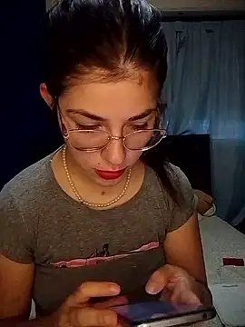 Luna33- online show from March 3, 2026, 10:15 pm