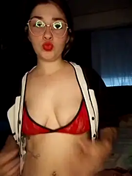 Luna33- online show from March 21, 2026, 9:40 pm