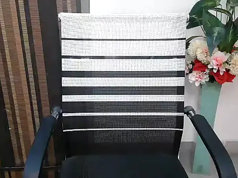 Snapshot of _chitranshi chatting on February 13, 2026, 5:25 am chitranshi online show from February 13, 2026, 5:25 am