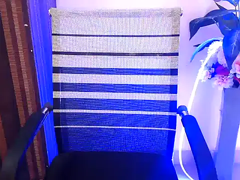 Snapshot of _chitranshi chatting on February 16, 2026, 6:09 am chitranshi online show from February 16, 2026, 6:09 am