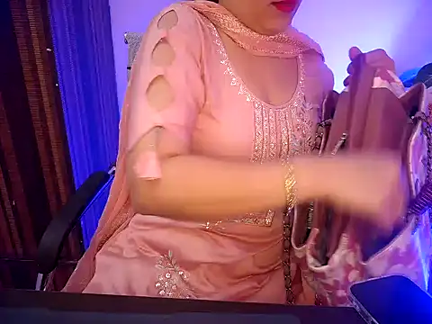 Snapshot of _chitranshi chatting on February 21, 2026, 5:19 am chitranshi online show from February 21, 2026, 5:19 am