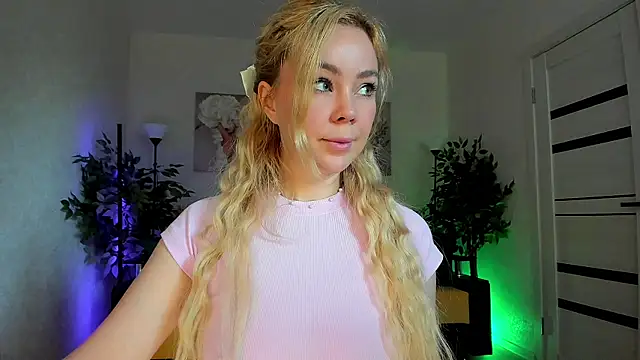 caty kiss online show from July 13, 2026, 4:37 am