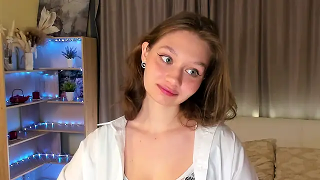 HolliBillig online show from April 14, 2026, 7:20 pm