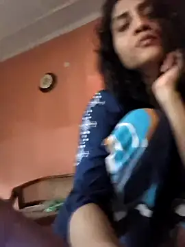 sexysilmy online show from February 28, 2026, 7:09 am