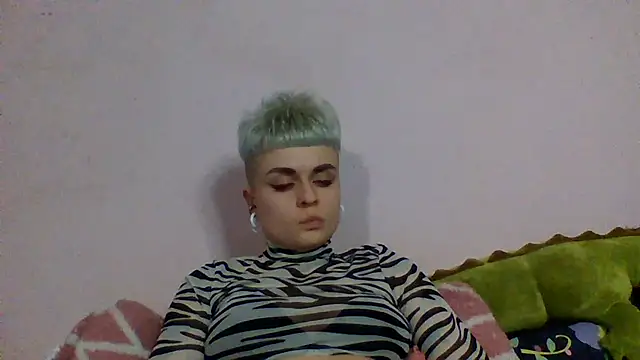 AlisaDear257 online show from March 17, 2026, 10:13 pm