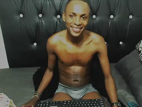 NtandoXx online show from May 26, 2026, 7:10 pm