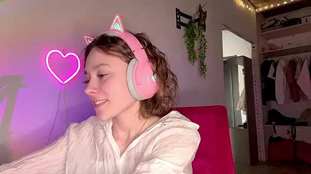 SlunkRear online show from March 26, 2026, 2:17 am