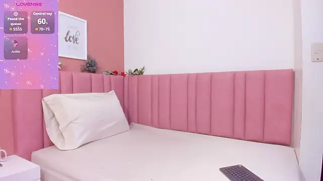 iris cuteface online show from July 1, 2026, 11:56 am