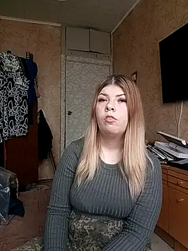 EvaTallor online show from March 28, 2026, 11:21 am