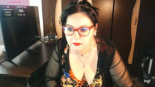 exiMIlf online show from February 21, 2026, 11:33 am