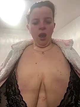 Laura-Loveyou online show from February 27, 2026, 6:08 pm