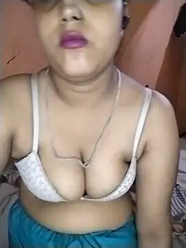 Nency Love143 online show from May 17, 2026, 6:26 pm