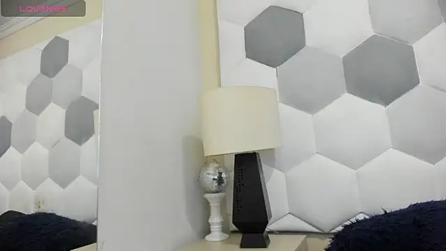 Snapshot of Davi_Ponce chatting on February 21, 2026, 11:28 pm Davi Ponce online show from February 21, 2026, 11:28 pm