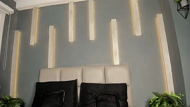 Snapshot of SinLickerr chatting on February 16, 2026, 7:54 pm SinLickerr online show from February 16, 2026, 7:54 pm