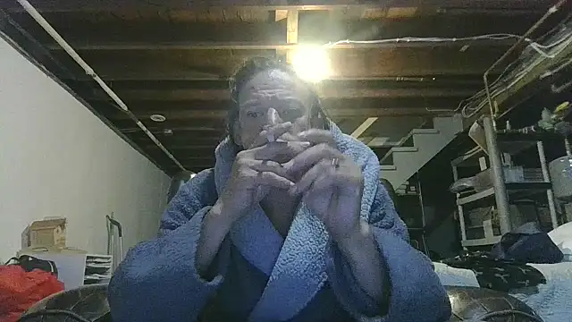 Snapshot of ShadowLove85 chatting on July 4, 2026, 6:30 am ShadowLove85 online show from July 4, 2026, 6:30 am