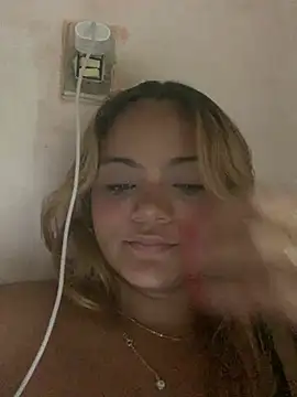 ayla0881 online show from February 21, 2026, 6:53 pm