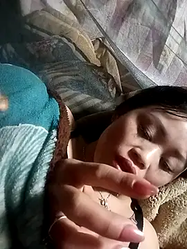 Snapshot of luna-rosax chatting on February 12, 2026, 7:36 am luna-rosax online show from February 12, 2026, 7:36 am