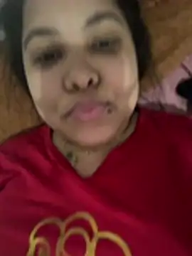 009lesli online show from February 12, 2026, 4:29 am