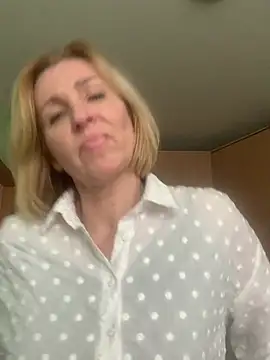 VeltaMur975 online show from February 26, 2026, 10:36 am