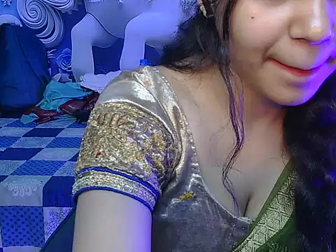 its-sarika01 online show from March 6, 2026, 6:32 am